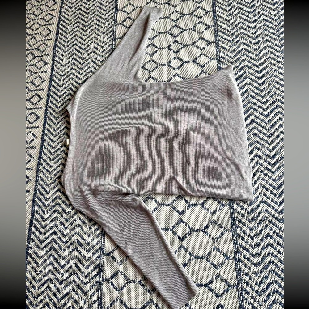 Women’s Sweater